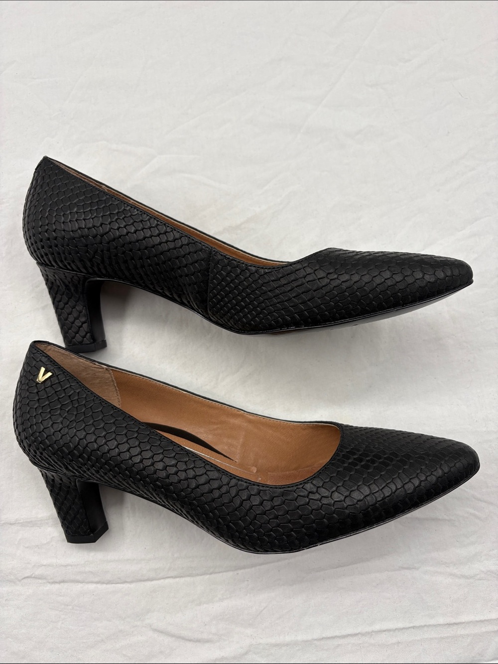 Vionic Mia Block Heels. 7.5. - Picture 8 of 10